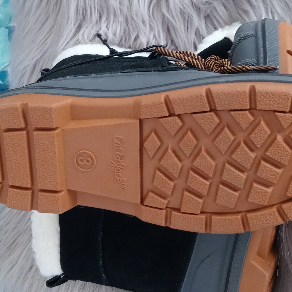 Snow boots - Picture 2 of 4